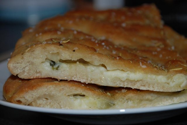 DSC_9348foccacia sa sirom.JPG, 92 KB